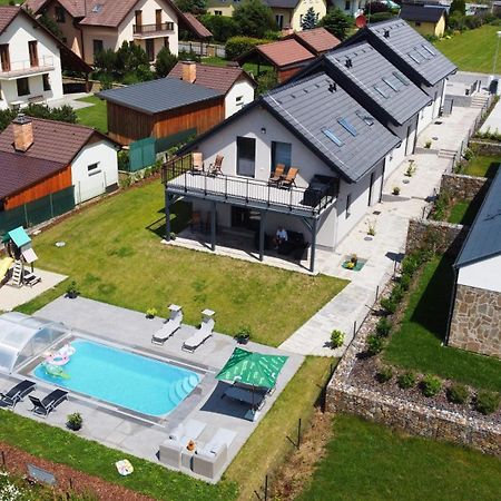 Apartmanove Domy Lipno 1 Frymburk Bagian luar foto